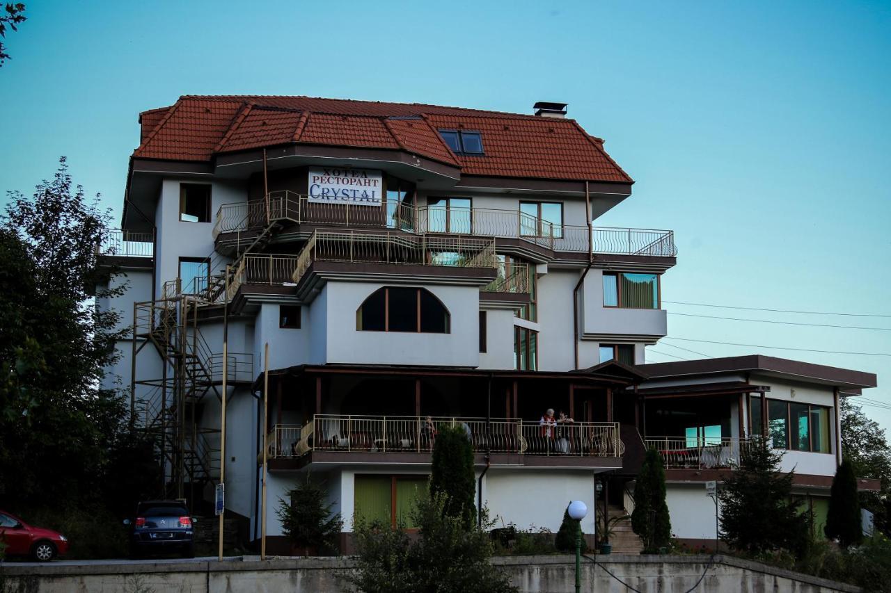 Семеен Хотел Кристал Smoljan Exterior foto